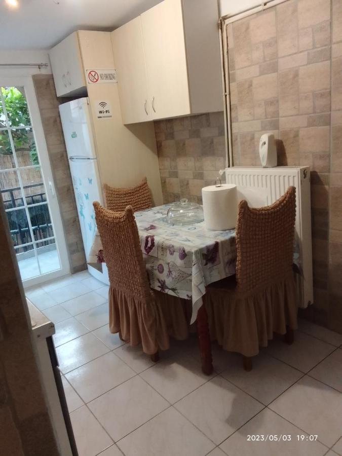 Antonia Family House Near Airport Apartment ปอร์โตราฟตี ภายนอก รูปภาพ